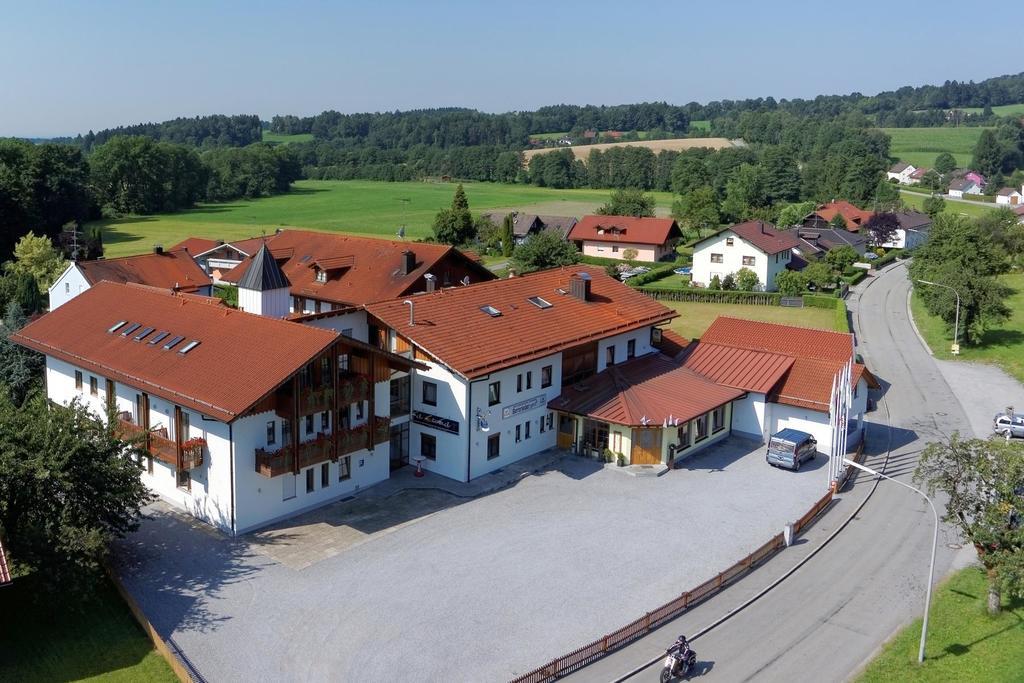 Hotel Bernrieder Hof Zewnętrze zdjęcie