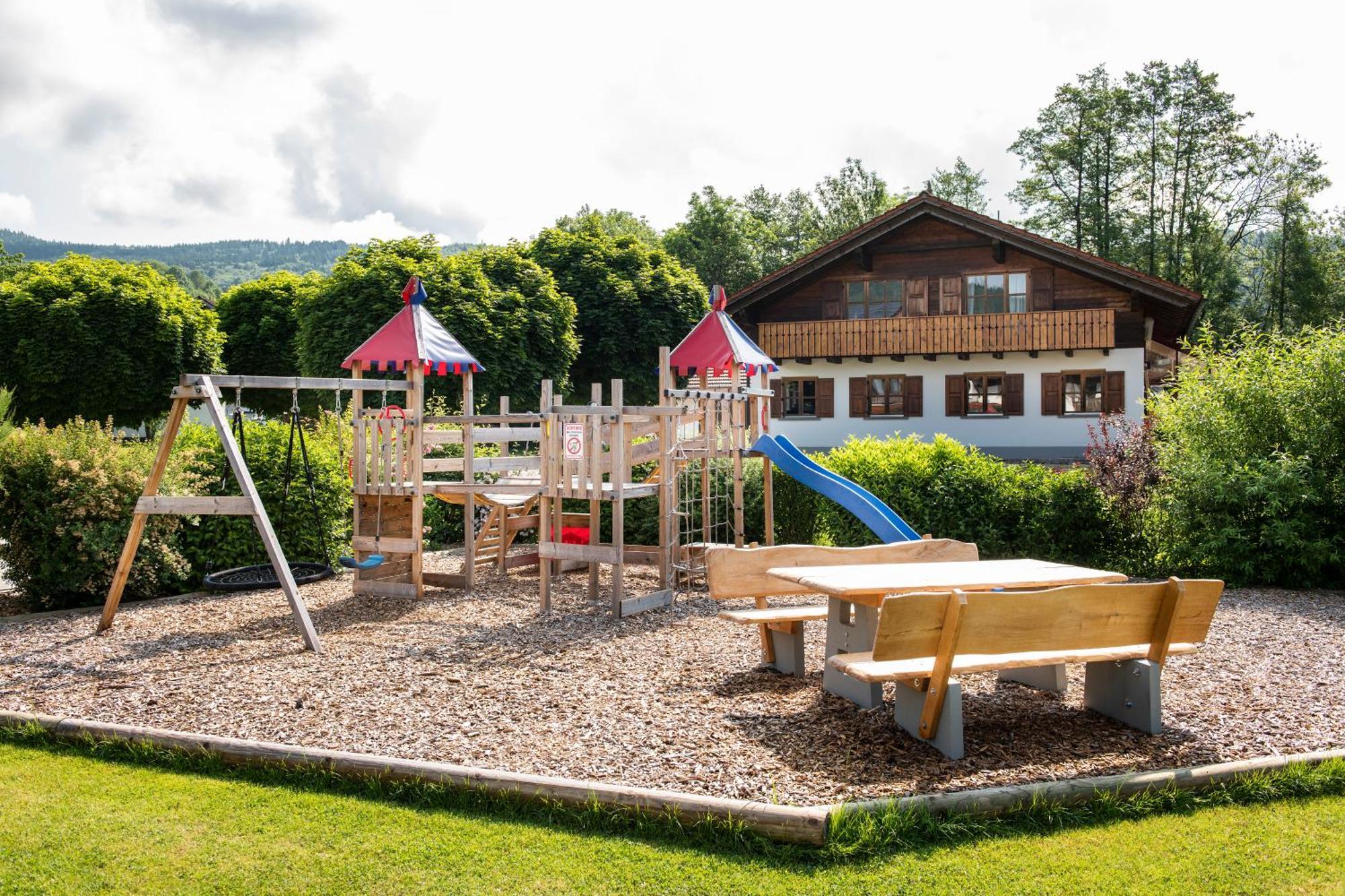 Hotel Bernrieder Hof Zewnętrze zdjęcie